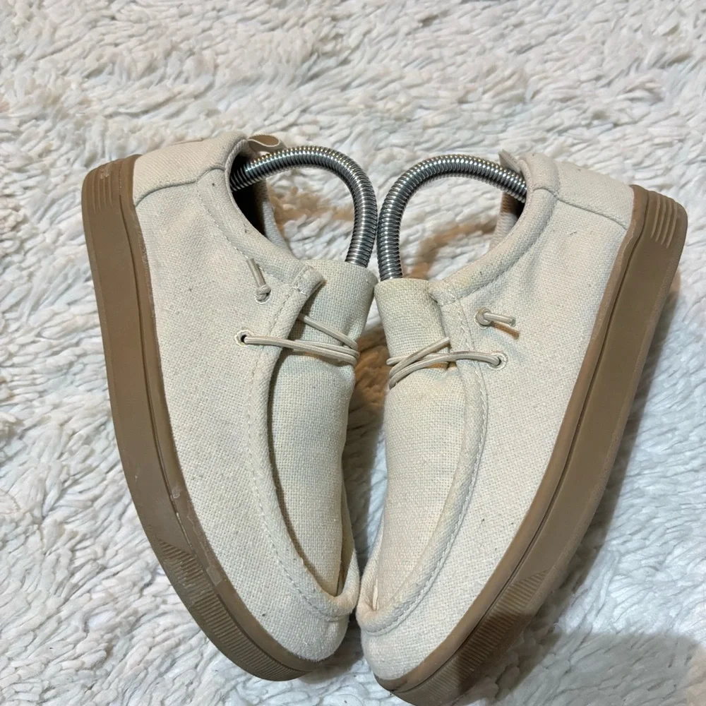 GAP‎ Kids Chambray Moc Sneakers Bedrock size 2 Cream Color Boys Shoes Slip On